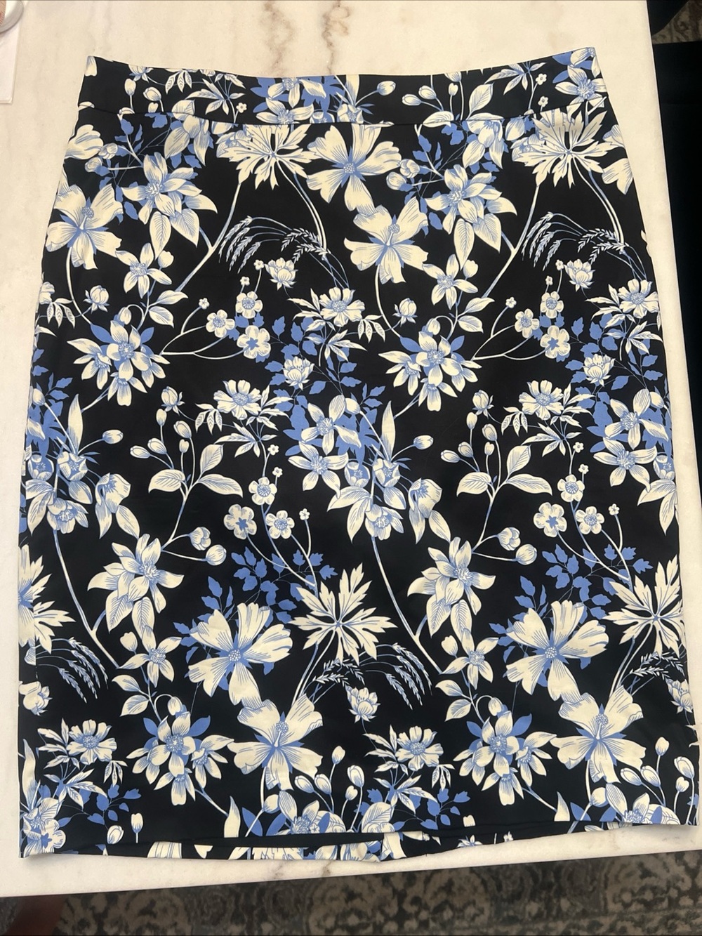 Talbots Skirt Floral Cotton Lined To The Knee Size 10